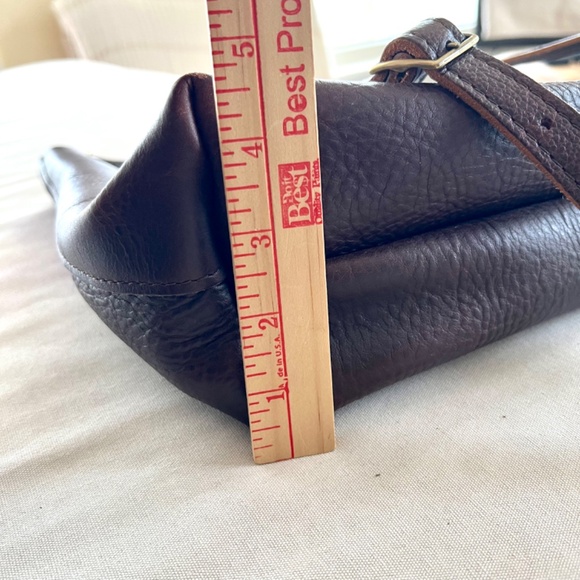 PORTLAND LEATHER GOODS Medium Crossbody Tote in Coldbrew Pebbled Leather - Picture 16 of 16